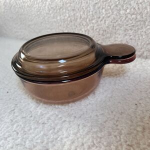 Corning Vision Ware Pyrex Grab-It Bowl V-150-B Glass with Lid P-150-C Amber